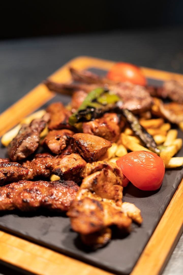 Hasır Wilmersdorf — Frische Meze und Vorspeisen, türkisches Restaurant Nürnberger Str. 46 Berlin